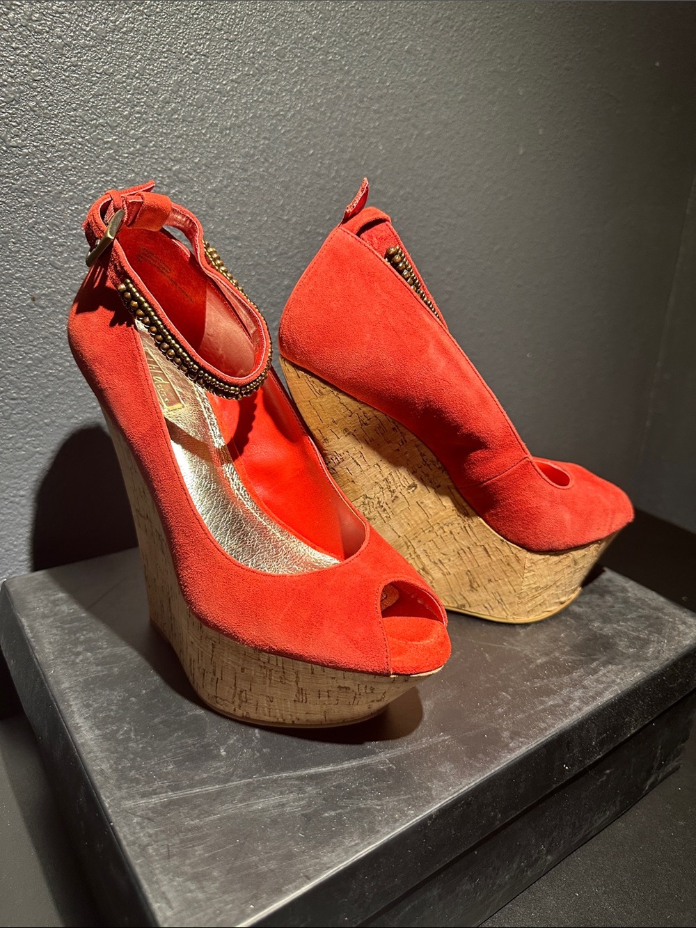 Wild Pair salmon suede wedge
